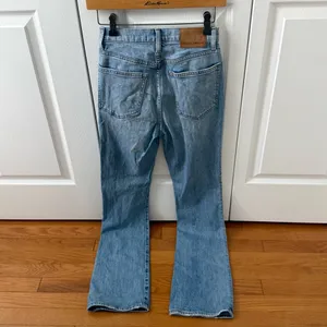 Aritzia Denim Forum The Bailey High Rise Boot Jeans thumbnail 4
