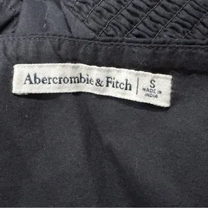 Abercrombie and Fitch Black Ruffle Cropped Top Women’s Small thumbnail 2