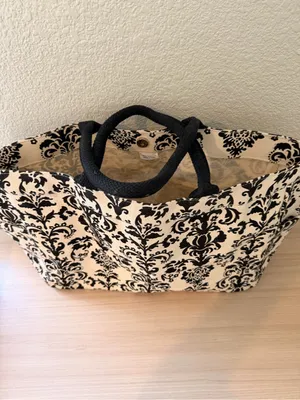 Canvas Damask Tote Bag in Black and Cream thumbnail 6