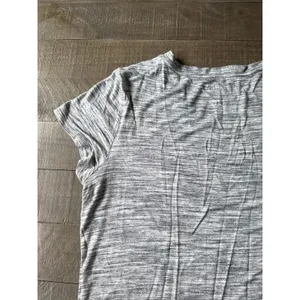 Apt.9 Essentials‎ Women's Gray V-Neck Short Sleeve Tee Size Large thumbnail 9