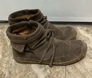 UGG brown Caspia Boot thumbnail 1