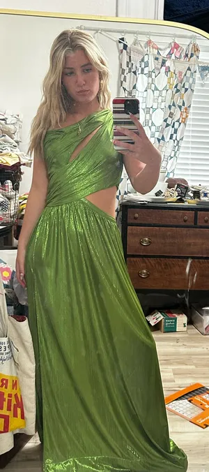 Luxxel prom dress thumbnail 1