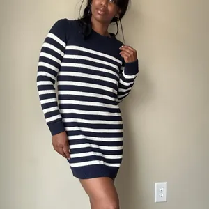 Gap Navy Blue and White Striped Mini Dress Size Small thumbnail 3