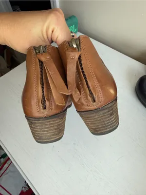 Clarks | Spye Celeste Booties Sz 7.5 Strap Detail Low Heel thumbnail 7