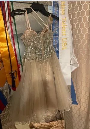 Dave & Johnny Nude Semi Formal Dress thumbnail 2