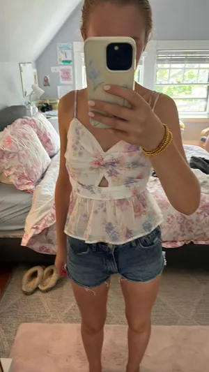 Francesca's Top thumbnail 1