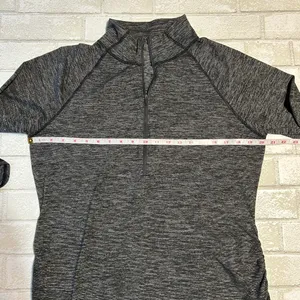 The North Face Woman’s Quarter-Zip Pullover Active Wear Size XL thumbnail 5