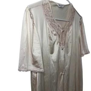 80s Vanity Fair Vintage Nightgown Light Pink Lace Trim Nylon USA Size M Coquette thumbnail 4