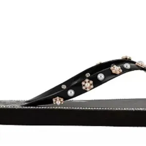 Juicy Couture Black Sandals with Gold Floral Design Size 7 thumbnail 11