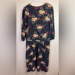The Odells x Anthropologie Black Floral‎ Print Rayon V-neck Midi Dress Size M thumbnail 4