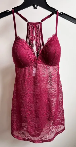 Gilligan & O'Malley Lace Chemise in Rich Burgundy thumbnail 1