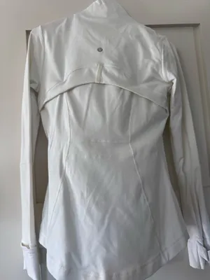 Define Lululemon Jacket thumbnail 2