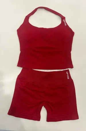 DFYNE set red medium  shorts and top new without tags thumbnail 1