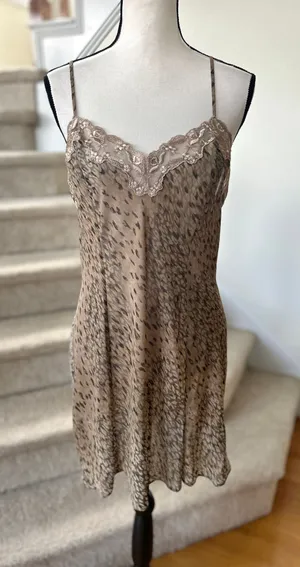 Victoria Secret Brown Tan Leopard Print Lace Trim Slip Nightie Lingerie thumbnail 1