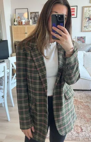 Aritzia plaid blazer thumbnail 2