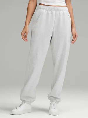Lululemon Scuba Mid Rise Sweatpants thumbnail 1