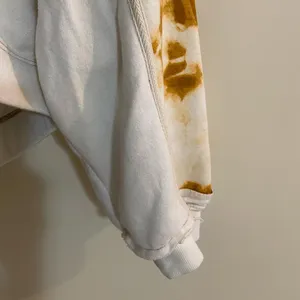 Urban Outfitters Tie Die Cropped Hoodie thumbnail 9