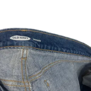 Old Navy Women's Size 8‎ Boyfriend Roll Tab Denim Shorts thumbnail 5