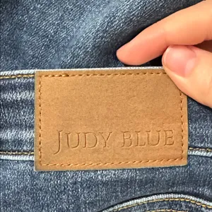 Judy Blue Skinny Fit Dark Wash Blue Stretch Denim Jeans Distressed Detais sz 28 thumbnail 11