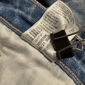 American Eagle Jeans Mom Straight Distressed High Rise Blue Size 10 Y2K 90s thumbnail 5