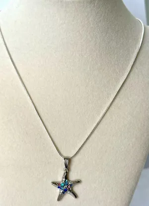 Starfish Pendant Necklace Silver thumbnail 3