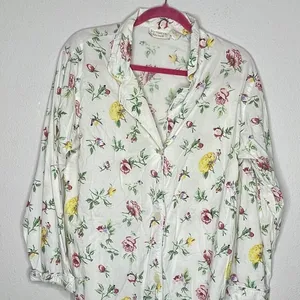 Victoria's Secret Floral Night Shirt‎ thumbnail 3