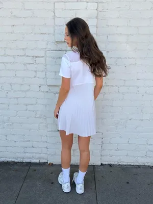Nike drifit white tennis dress with accordion skirt Sz M slim fit #tennis #athletic #pickleball thumbnail 4