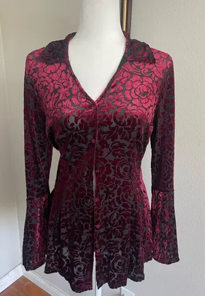 Ultra Pink Out Floral Sheer Burgundy and Black Top Size L thumbnail 1