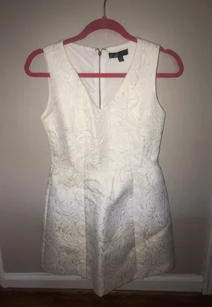 Effie's White Dress thumbnail 2