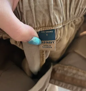 Old Navy Pants thumbnail 4