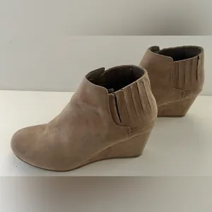 Dolce Vida for Target Tan/Brown Faux Suede Wedged Ankle Boots thumbnail 5