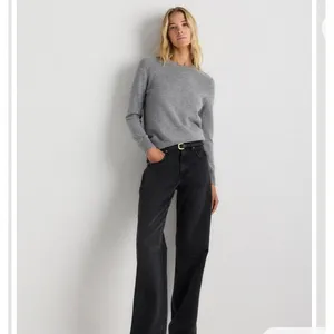 Quince 100% Cashmere Gray Cropped Crew Neck Sweater M thumbnail 3