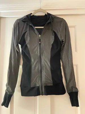 Lululemon Dance Studio Jacket Reversible thumbnail 6