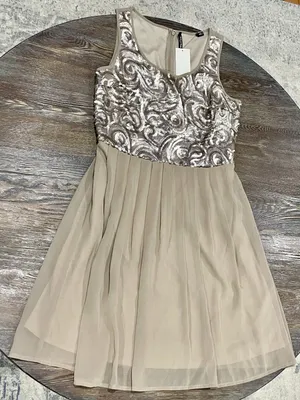 Doe & Rae Boutique Gold Sequin Beaded Sleeveless Cocktail Dress - Small - NWT thumbnail 1