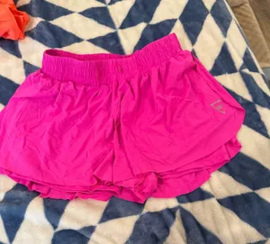 Butterfly Shorts Amazon thumbnail 1