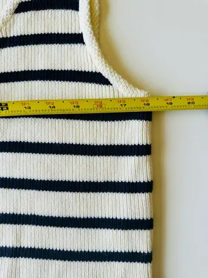 Abercrombie & Fitch Navy and White Striped Knit Tank Top Women’s‎ Sz Large thumbnail 9