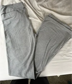 Fold Over Flare PINK Victoria's Secret Leggings thumbnail 3