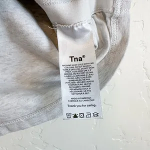 Aritzia TNA | Malibu Cotton Ruched Side Cropped Top in Heather Grey thumbnail 6