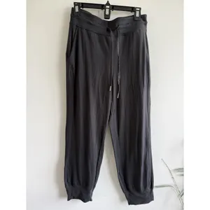 Lululemon Womens Ready To Rulu‎ High Rise Jogger Pants Black size 8 thumbnail 2