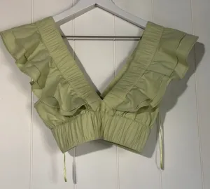 Abercrombie & Fitch Crop Top XXS Green Ruffle Sleeveless Elastic Hem thumbnail 1