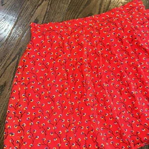 Old Navy Red floral Pleated Skater Mini Skirt size medium thumbnail 4
