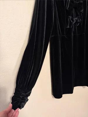 a loves a Black Velvet Bow Tie Dress Size Large thumbnail 3