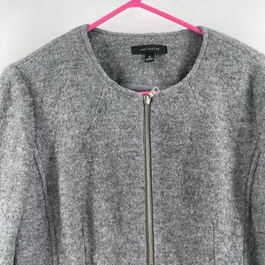ANN TAYLOR Blazer Size Medium Wool Blend Gray Business Casual Office Work Career thumbnail 4