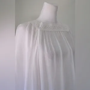 Zac & Rachel Sheer White Embroidered Peasant Blouse thumbnail 5