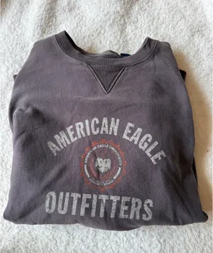 American Eagle Oversized Vintage Crewneck thumbnail 2