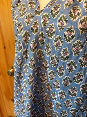 J. Crew floral print cotton blouse/tunic women’s M blue pink green thumbnail 3