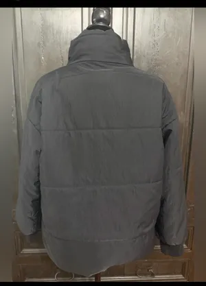 SHEIN Black puffy zip up Oversized coat w/bag - Size Medium. ***Refer to measurements. Fun oversized warm, lightweight and comfy. Gently warn & Excellent condition. Measurements approximately 24” from armpit to armpit x 23” long. Non-smoking home. priced to sell at as is condition. Don’t like my price, make reasonable offer! And thank you for checking my closet. thumbnail 3