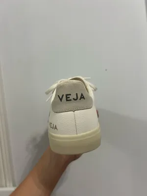 VEJA Sneakers thumbnail 4