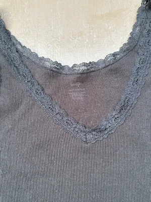 Brandy Melville Lace Tank Top thumbnail 2