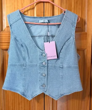 NWT‎ Avec Les Filles Cropped Denim Vest Top Light Wash Blue Button Front XL thumbnail 1